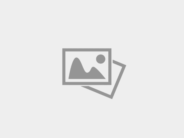 Мэр Махачкалы поручил проинвентаризировать строящие торговые объекты в городе